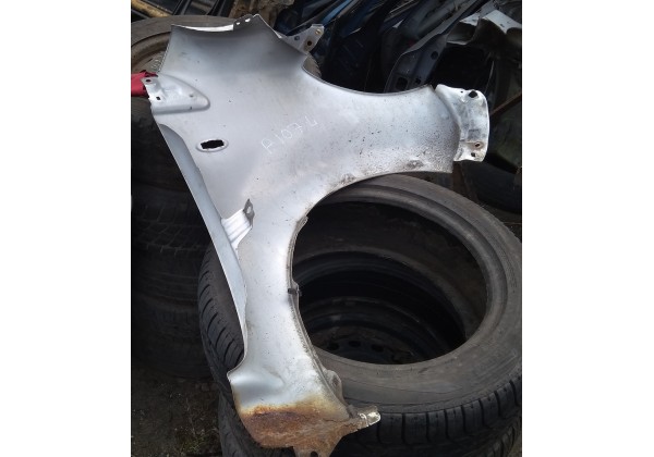 Крило переднє ліве Citroen C1, Peugeot 107